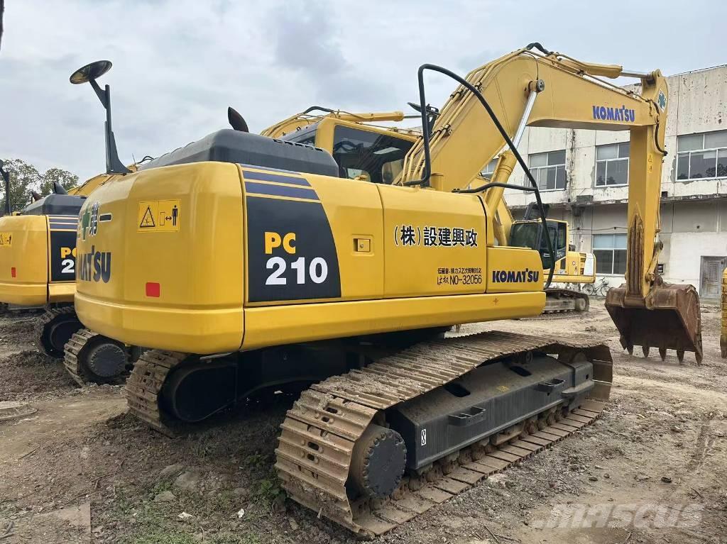 Komatsu PC 210 LC Bandgrävare