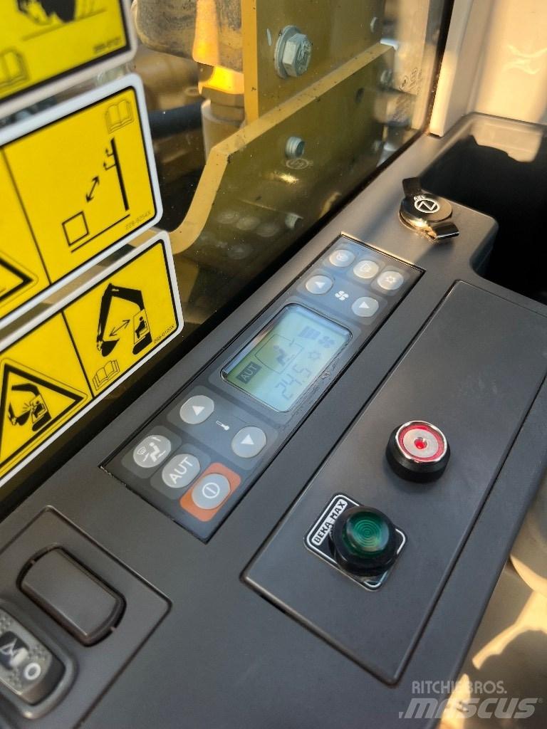 CAT 330 F LN Bandgrävare