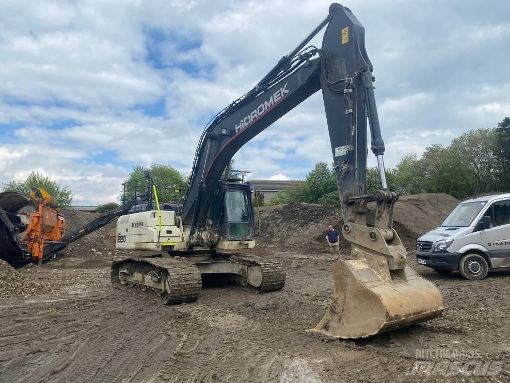 Hidromek HMK 220 LC Bandgrävare