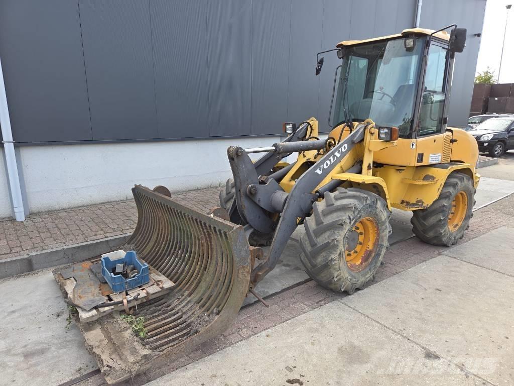 Volvo L 30 B Hjullastare