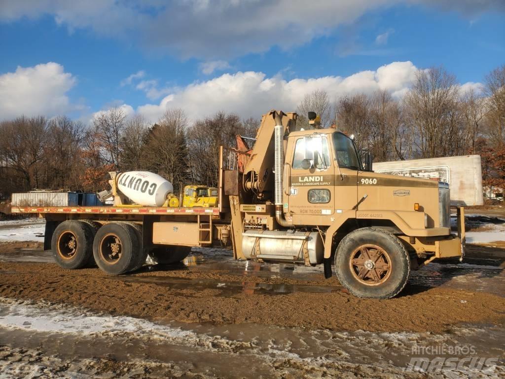 Autocar WHITE ACL64B Kranbilar