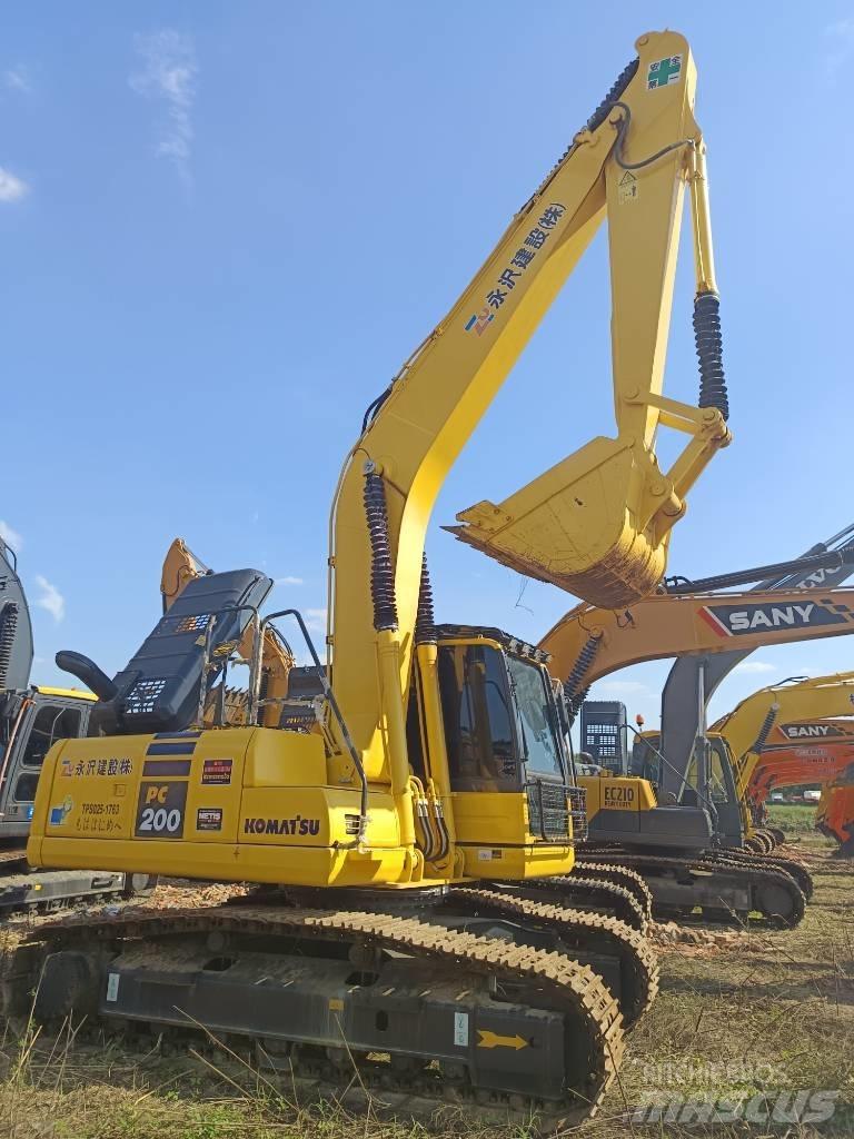 Komatsu PC 200 Bandgrävare
