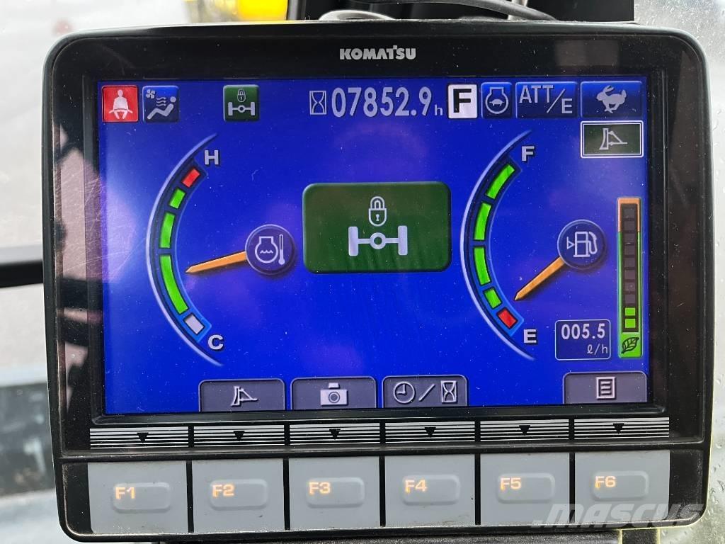 Komatsu PW148-10 Hjulgrävare