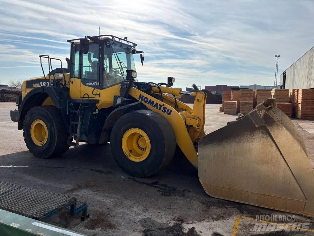 Komatsu WA 380-8 Hjullastare