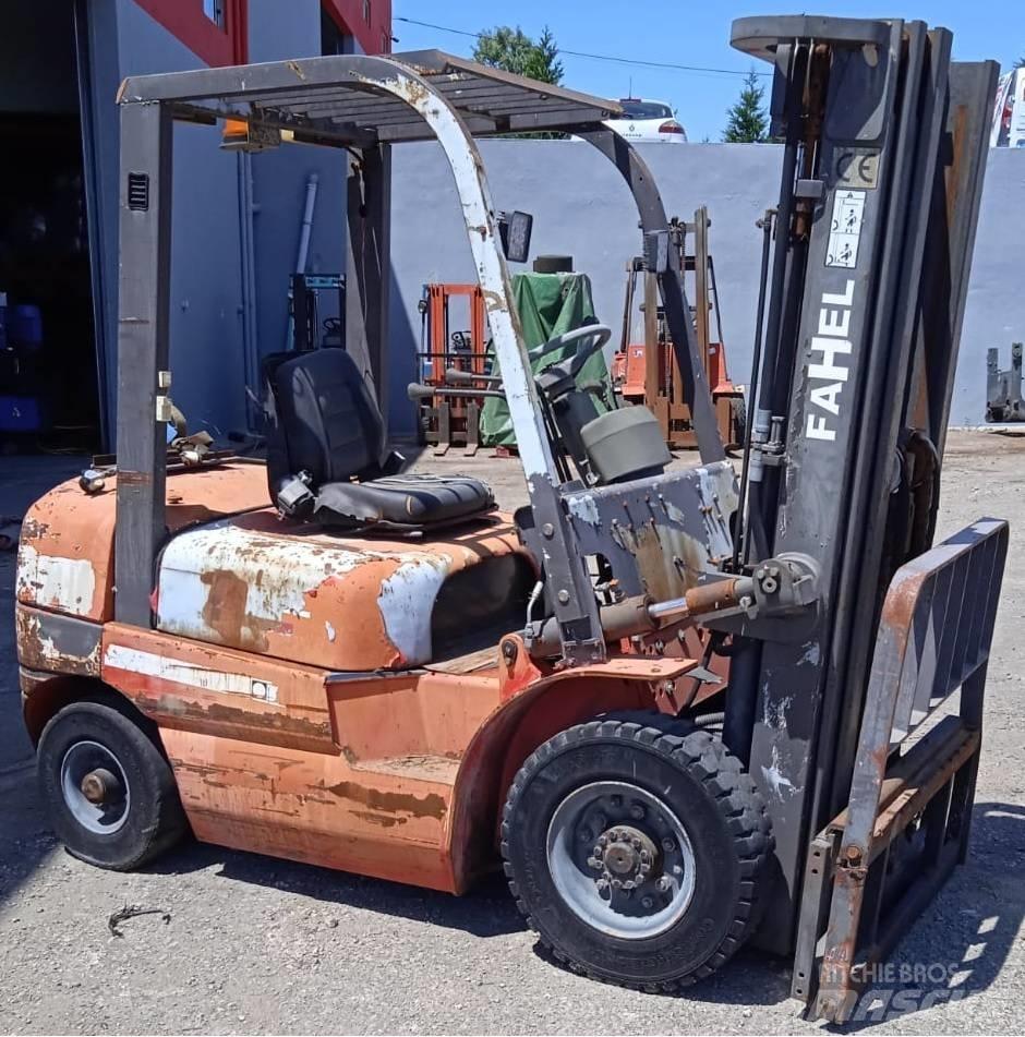 Fahel CPQD25-R6 ZSM Gasolmotviktstruckar