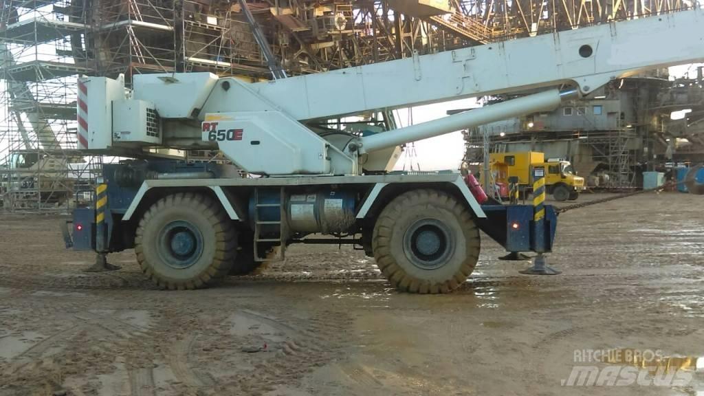 Grove RT 650 E Terrängkranar (Grov terräng)