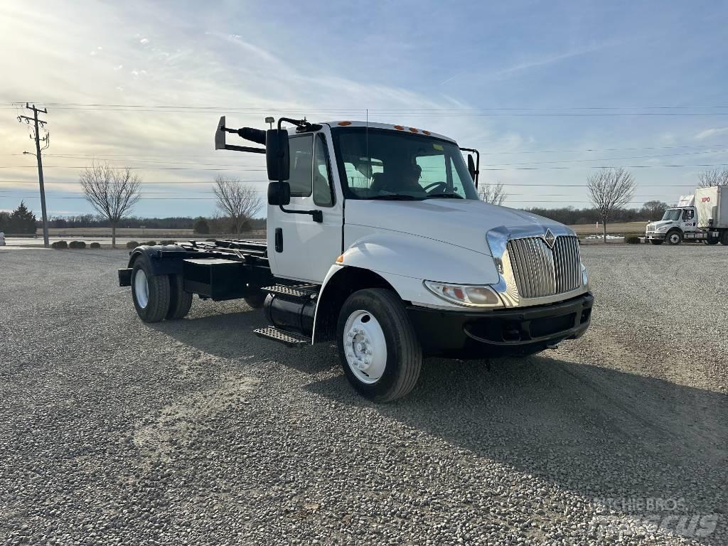 International 4400 Sopbilar