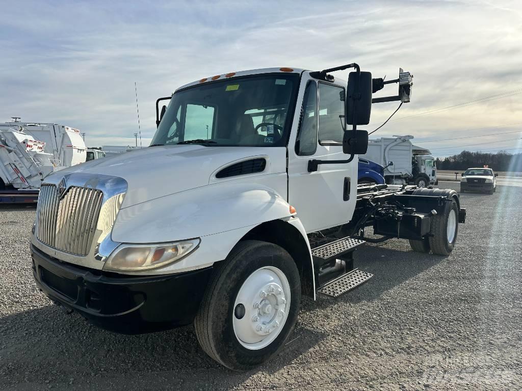 International 4400 Sopbilar