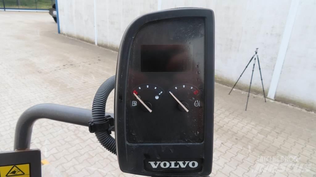 Volvo SD45B Envalsvältar
