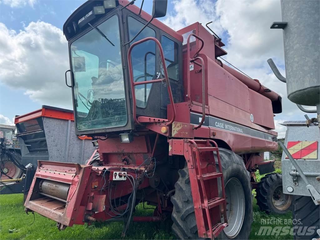 Case IH 1680 Axial Skördetröskor