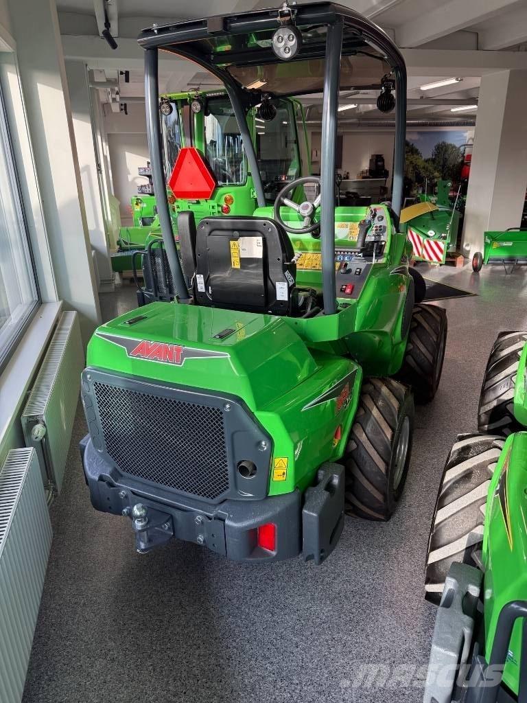 Avant 528 Kompaktlastare