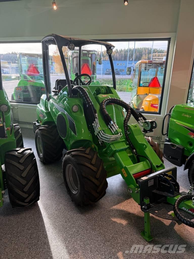 Avant 528 Kompaktlastare