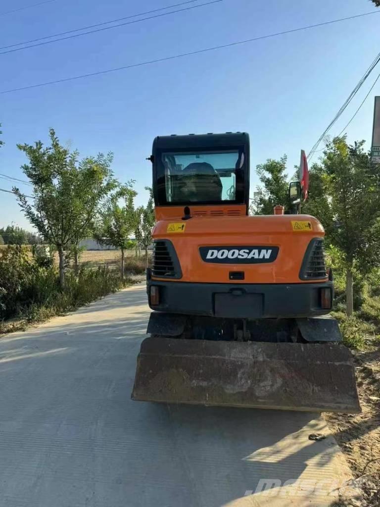 Doosan DX 60 Minigrävare < 7t
