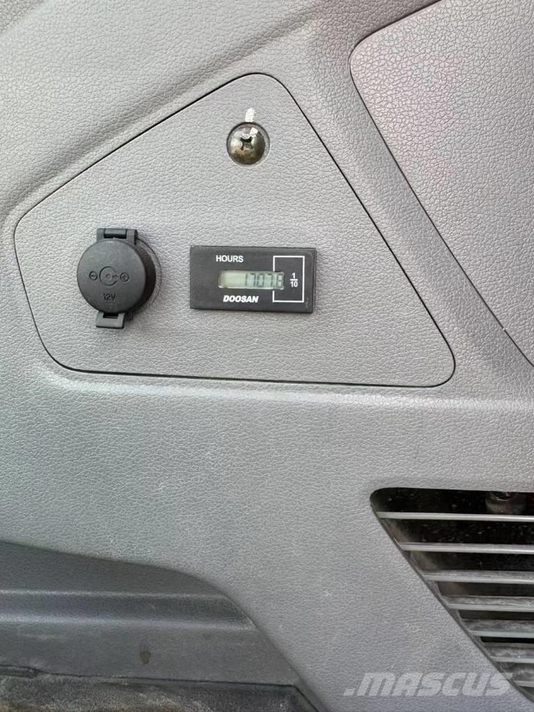 Doosan DX 60 Minigrävare < 7t