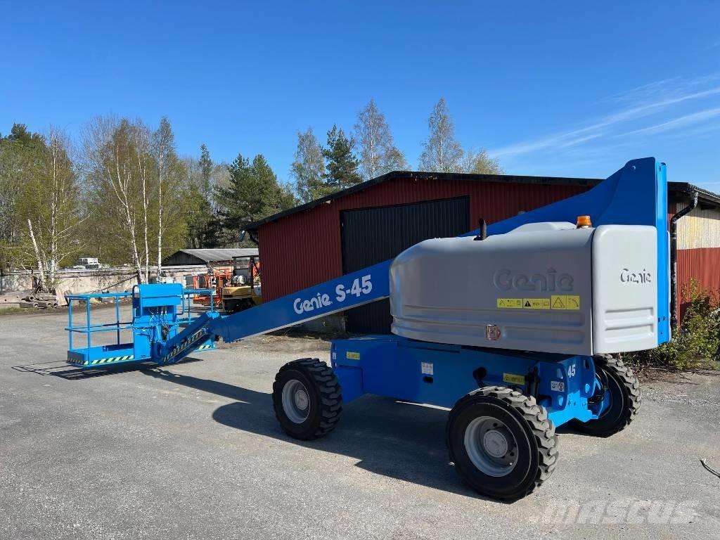 Genie S 45 Bomliftar