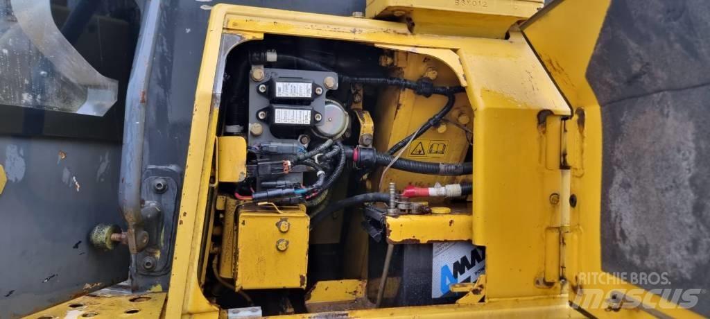 Komatsu D 61 EX-15 Bandschaktare