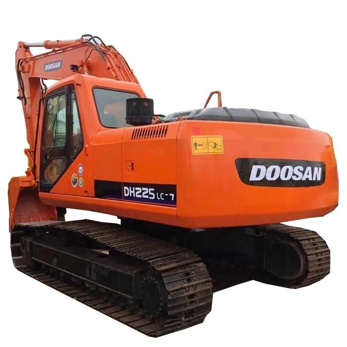 Doosan DH 225 LC-7 Bandgrävare