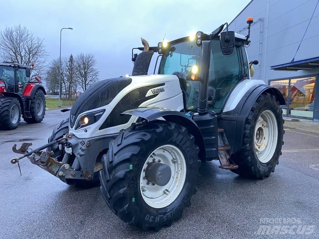 Valtra T 254 V Traktorer