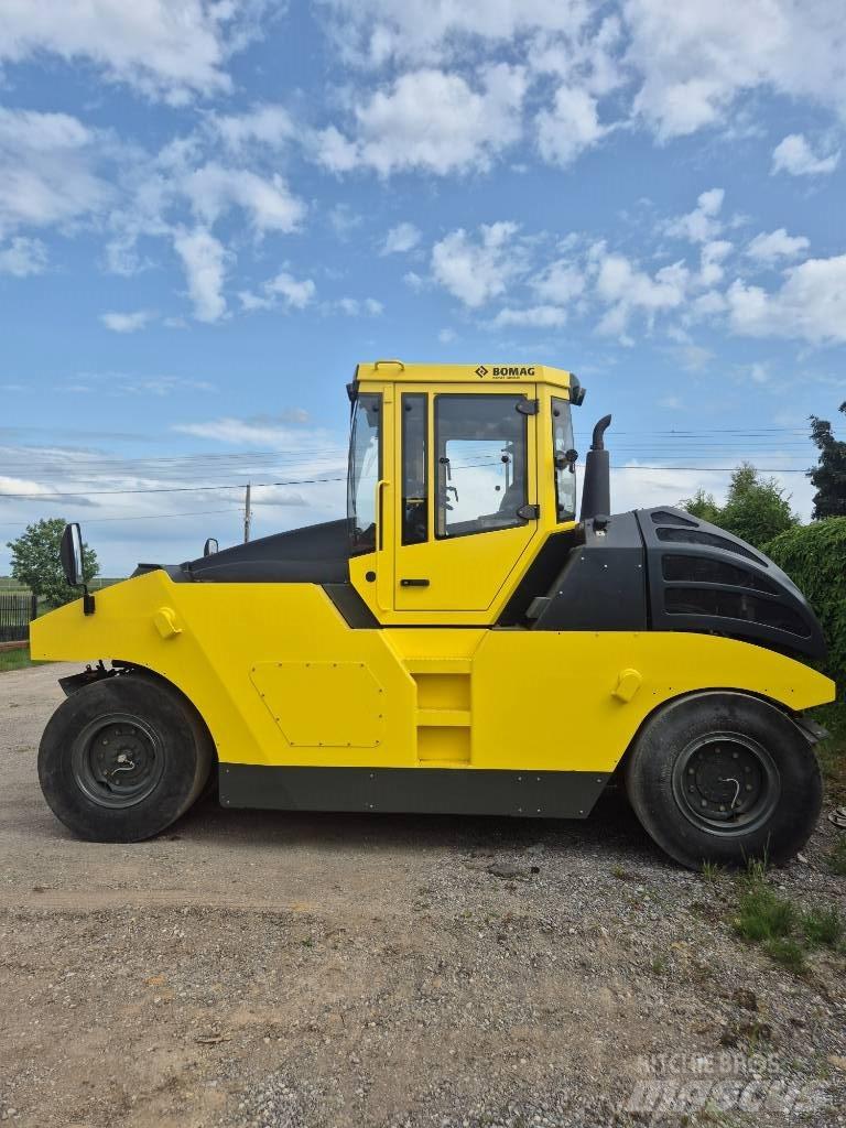 Bomag BW 24 R H Pneumatiska Hjulvältar