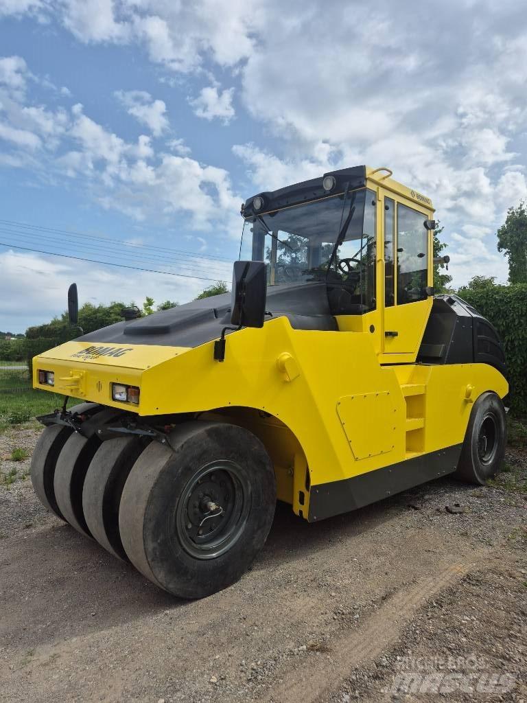 Bomag BW 24 R H Pneumatiska Hjulvältar