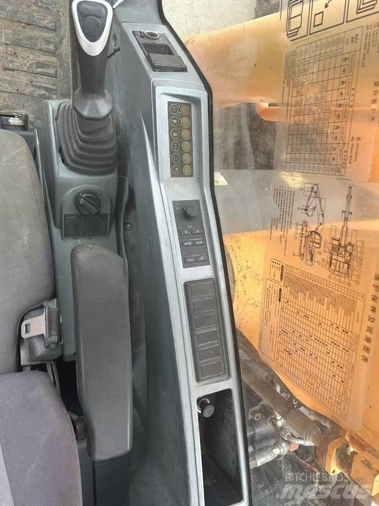 Hyundai R220LC-9S Bandgrävare