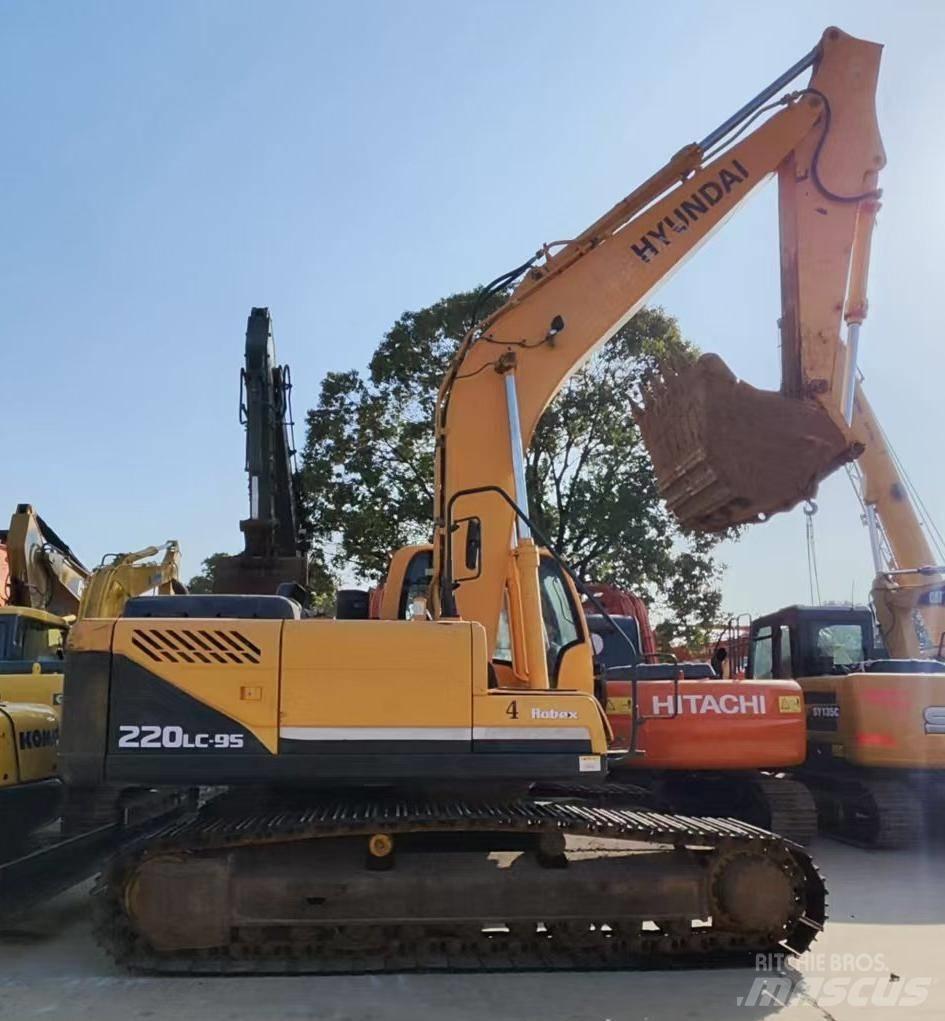 Hyundai R220LC-9S Bandgrävare