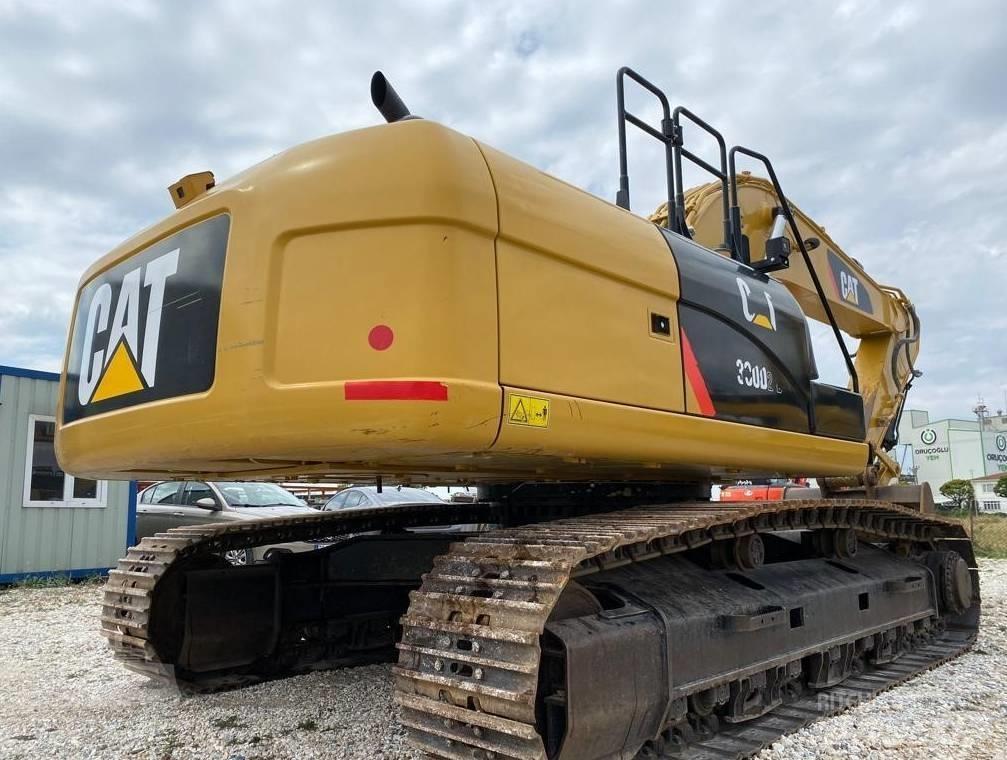 CAT 330D2L Bandgrävare