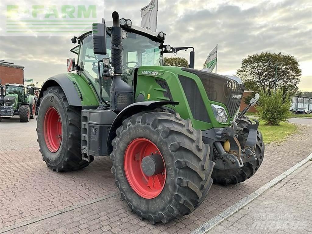 Fendt 828 vario s4 Traktorer