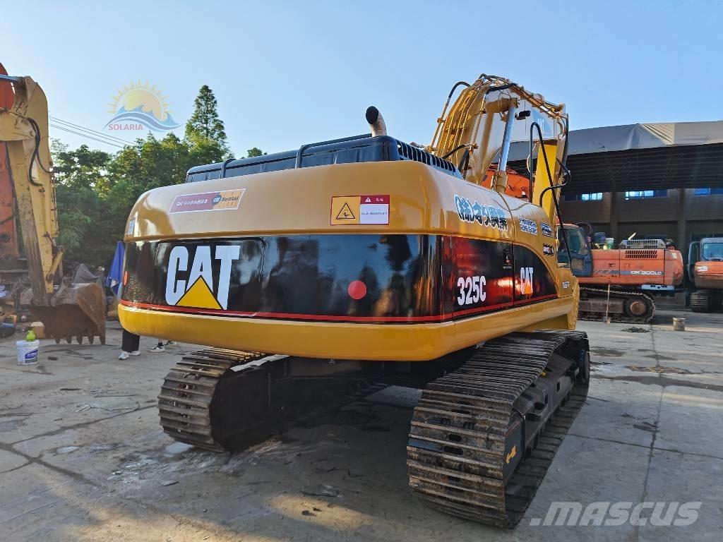 CAT 325 C Bandgrävare
