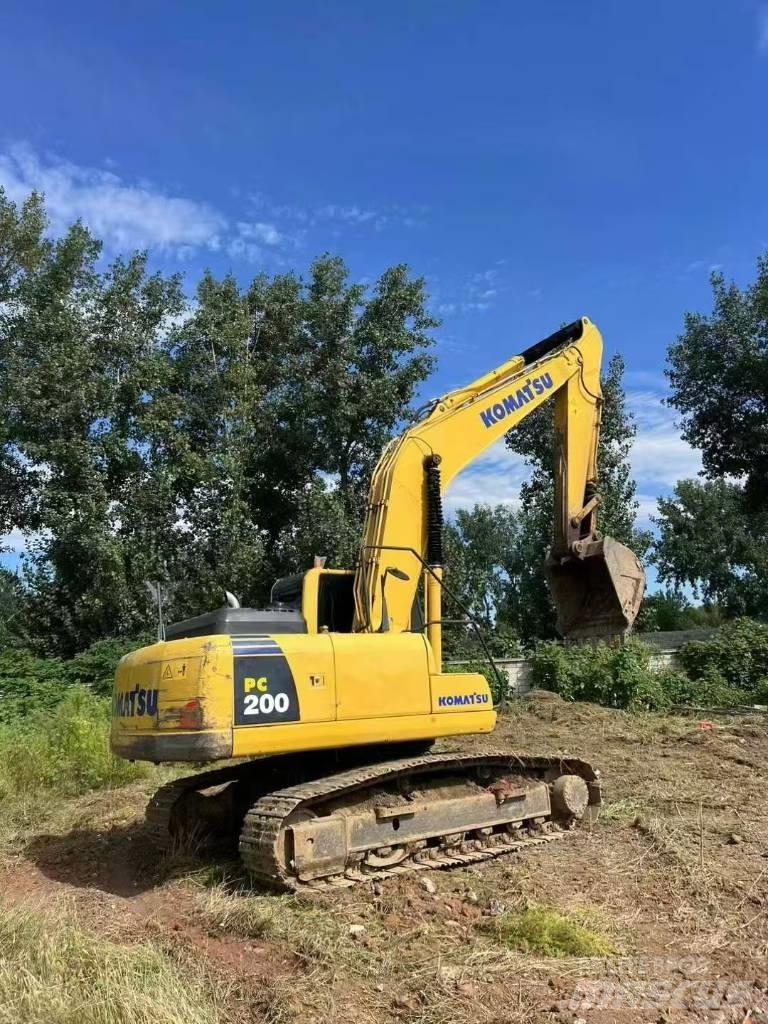 Komatsu PC 200 Bandgrävare