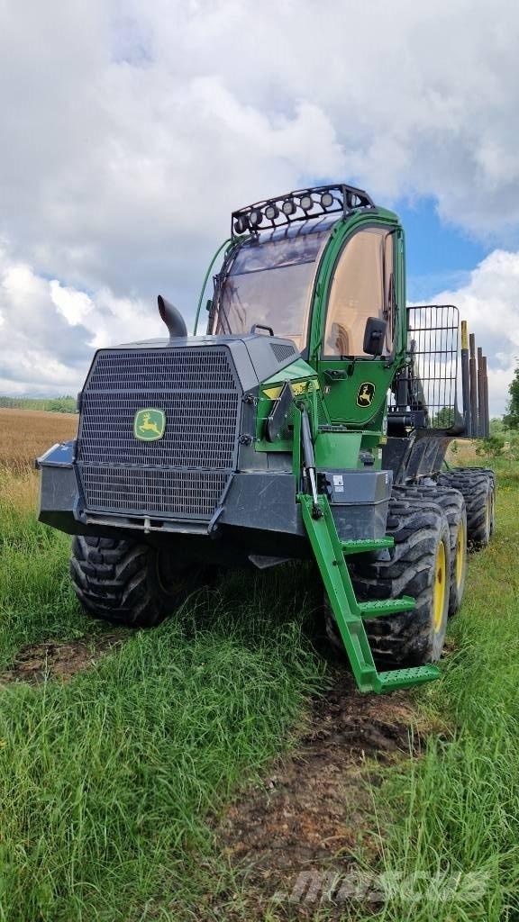John Deere 1010G Skotare