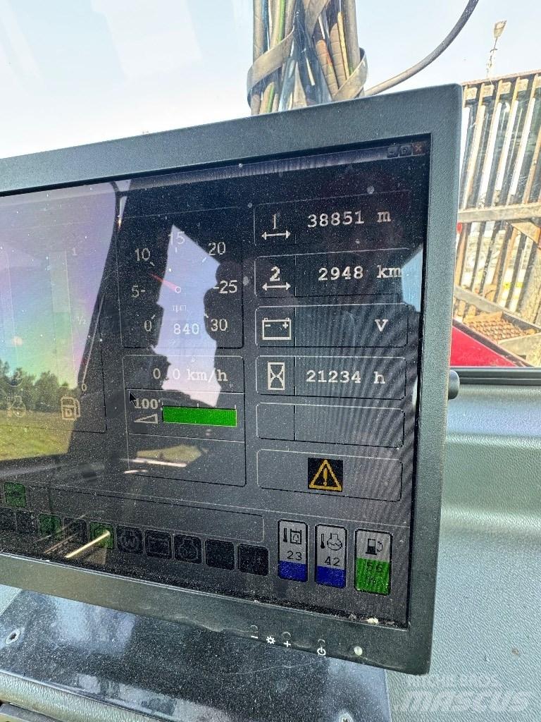 Komatsu 840.4 Skotare