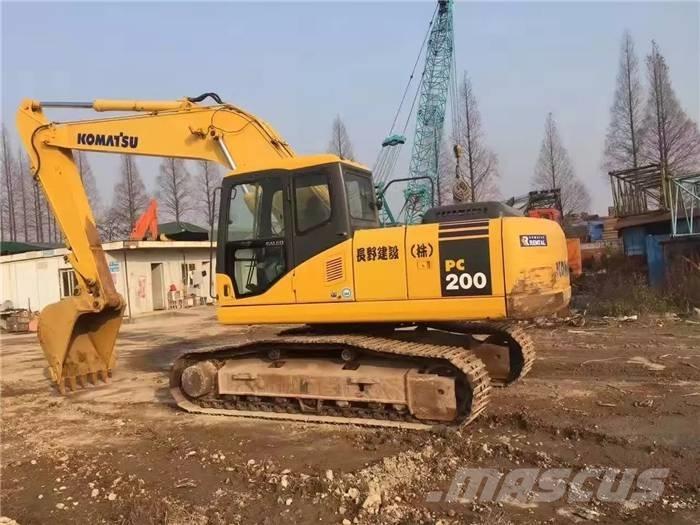 Komatsu PC 200-7 Bandgrävare