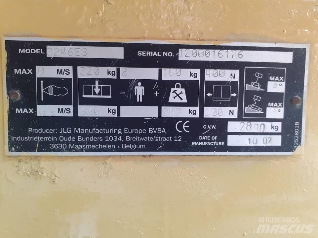 JLG 3246 ES Saxliftar