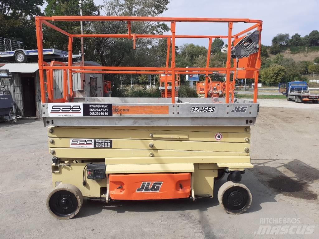 JLG 3246 ES Saxliftar
