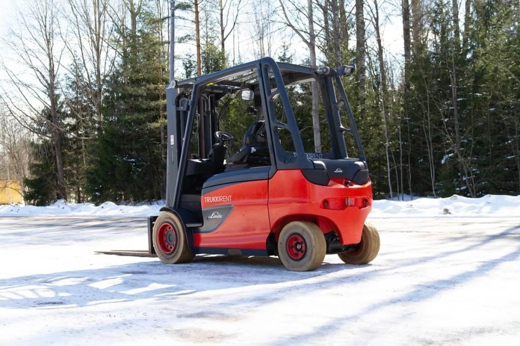 Linde E50 Elmotviktstruckar
