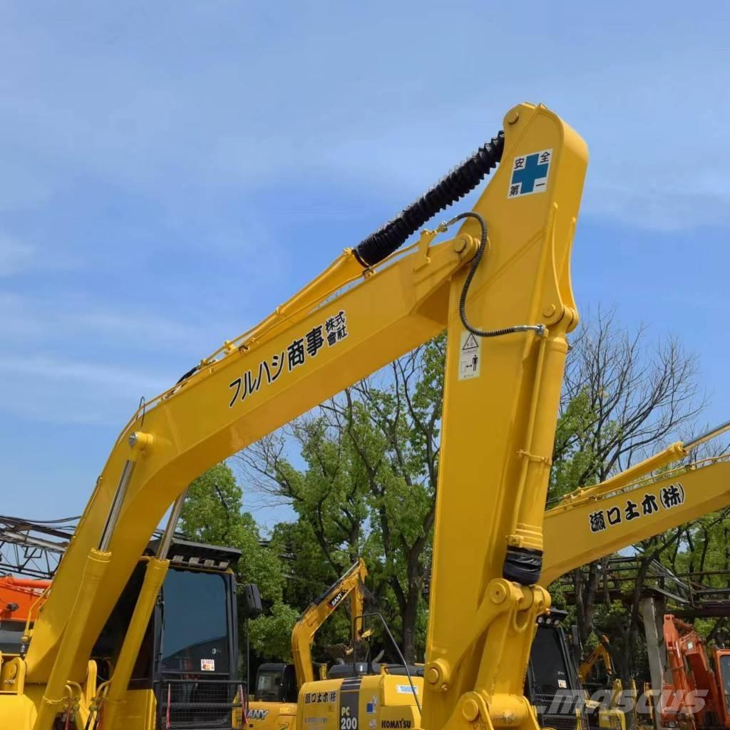 Komatsu PC 220-8 Bandgrävare