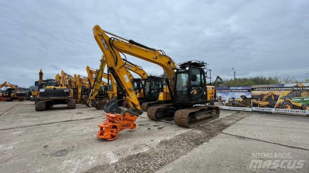 JCB JS 145 LC Bandgrävare