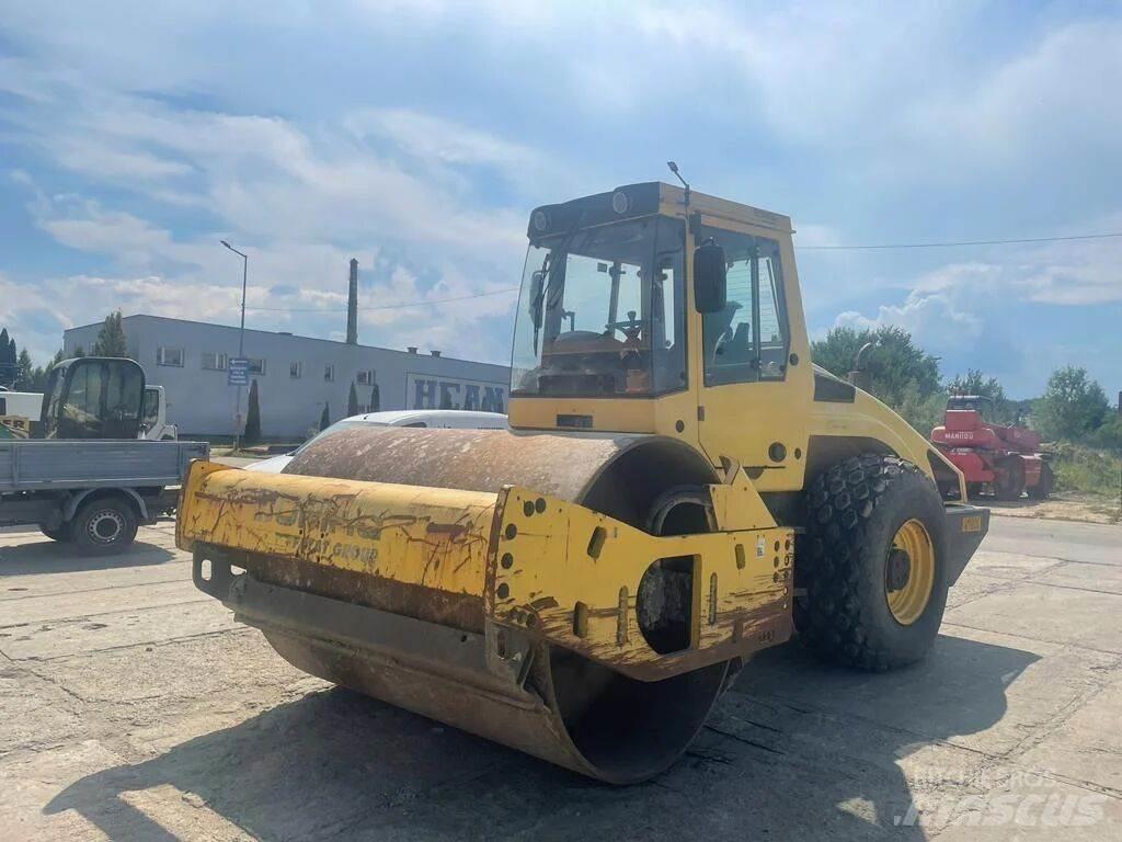 Bomag BW213 DH-4 Envalsvältar