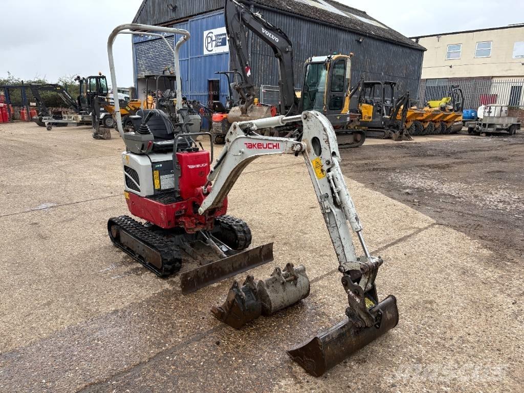Takeuchi TB 210 R Minigrävare < 7t