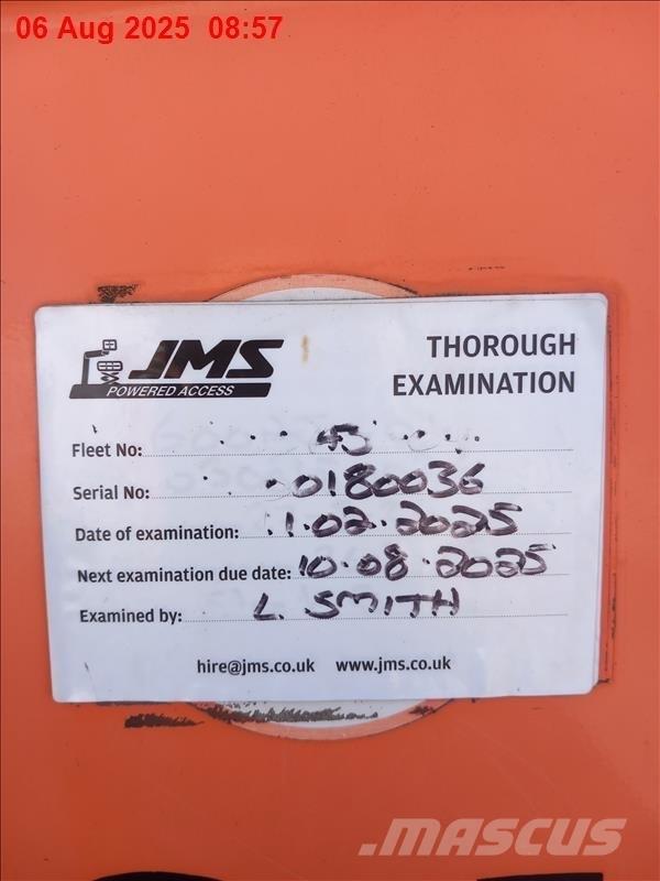 JLG 600 AJ Bomliftar