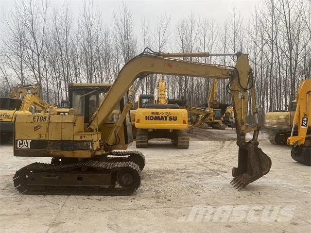 CAT E70B Bandgrävare