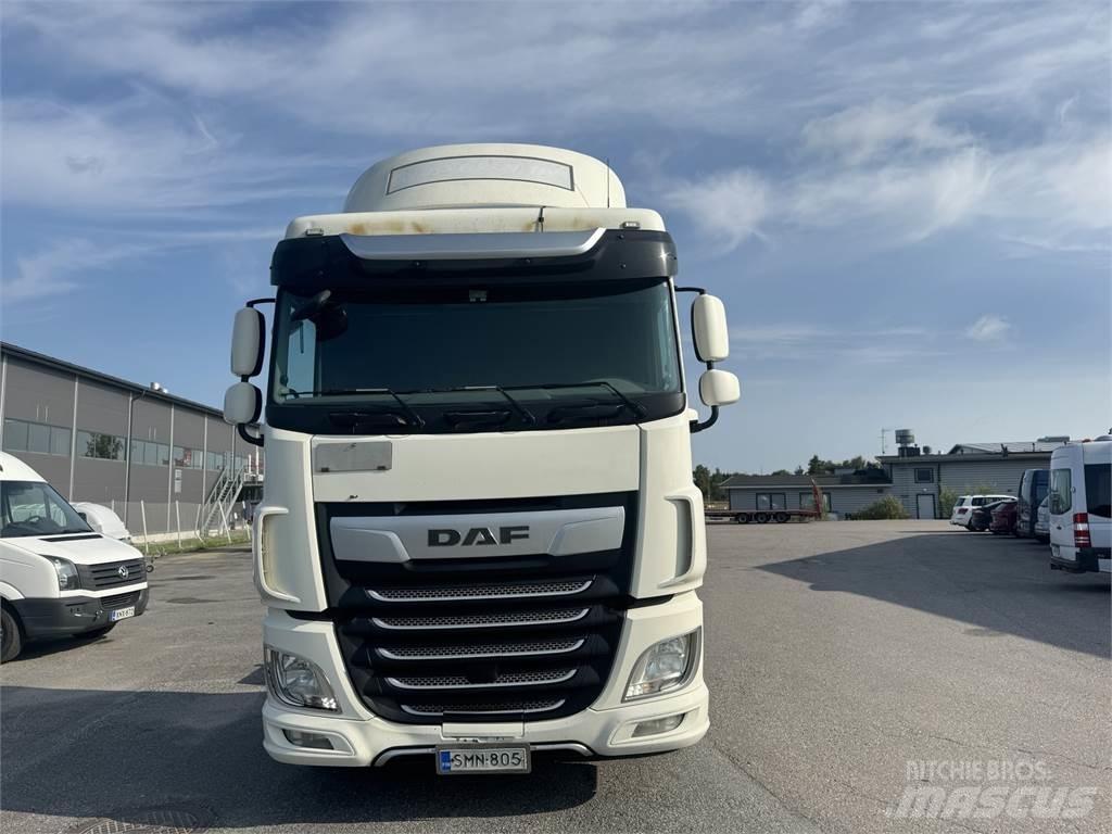 DAF XF 530 FAR Chassier