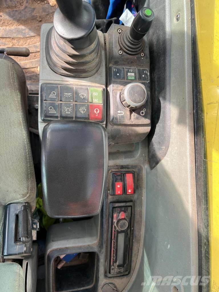 Neuson EZ 80 Midigrävmaskiner 7t - 12t