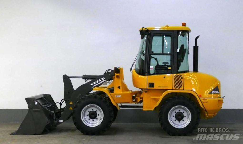 Volvo L 35 B - Z - 4x4 Hjullastare