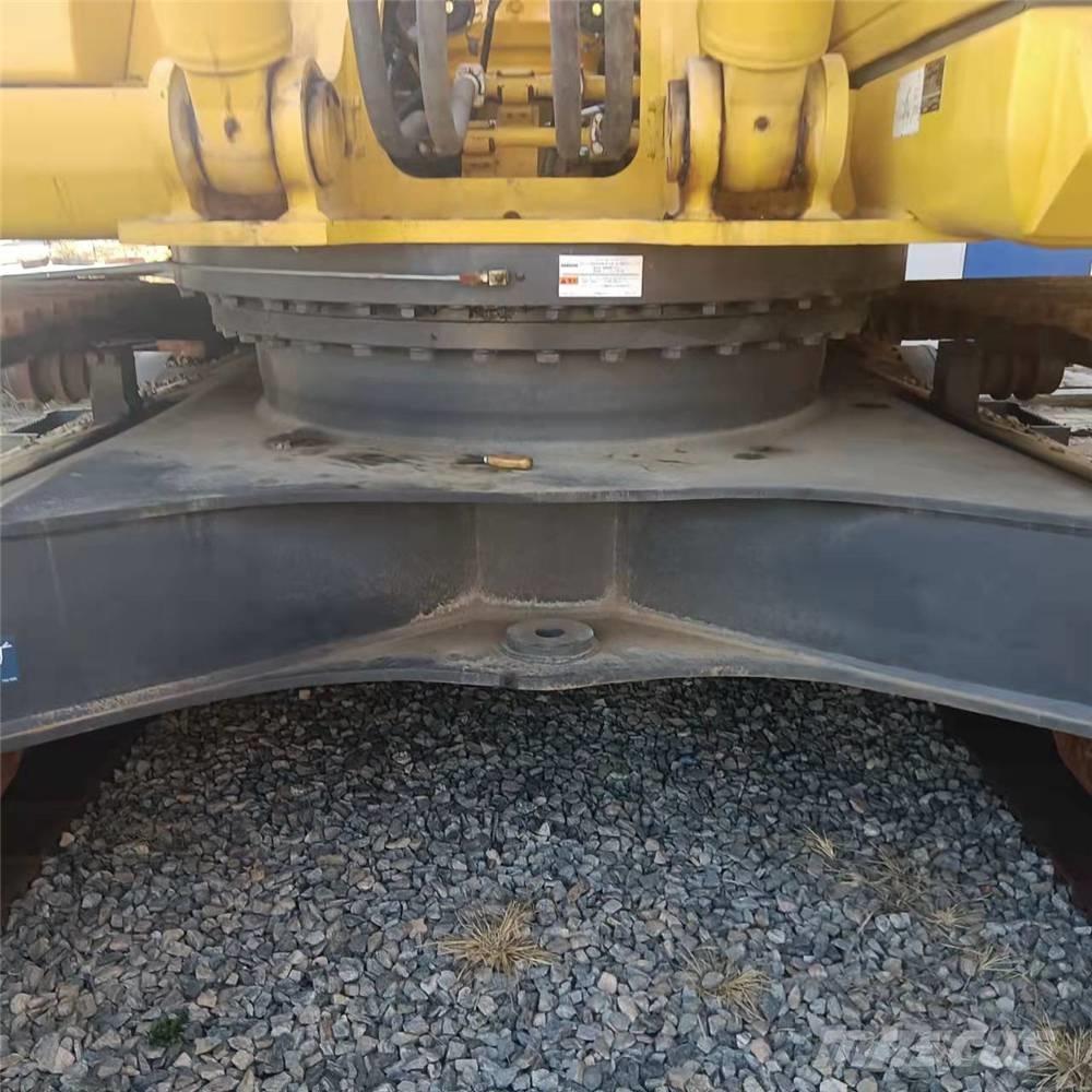 Komatsu PC360-7 Bandgrävare