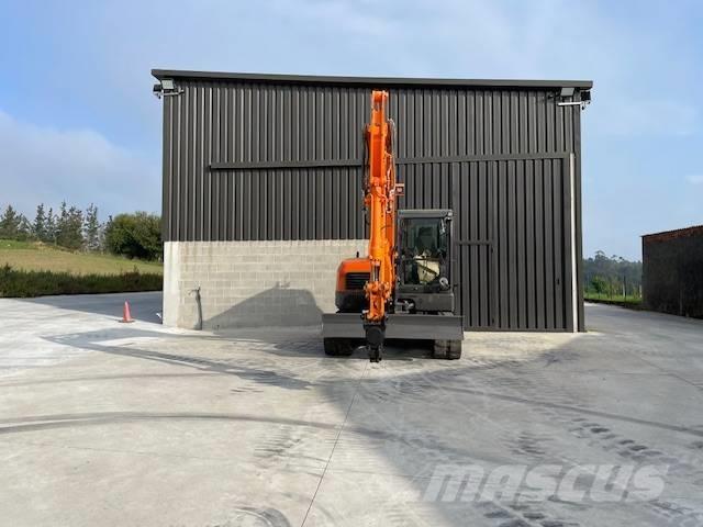 Doosan 85 Midigrävmaskiner 7t - 12t