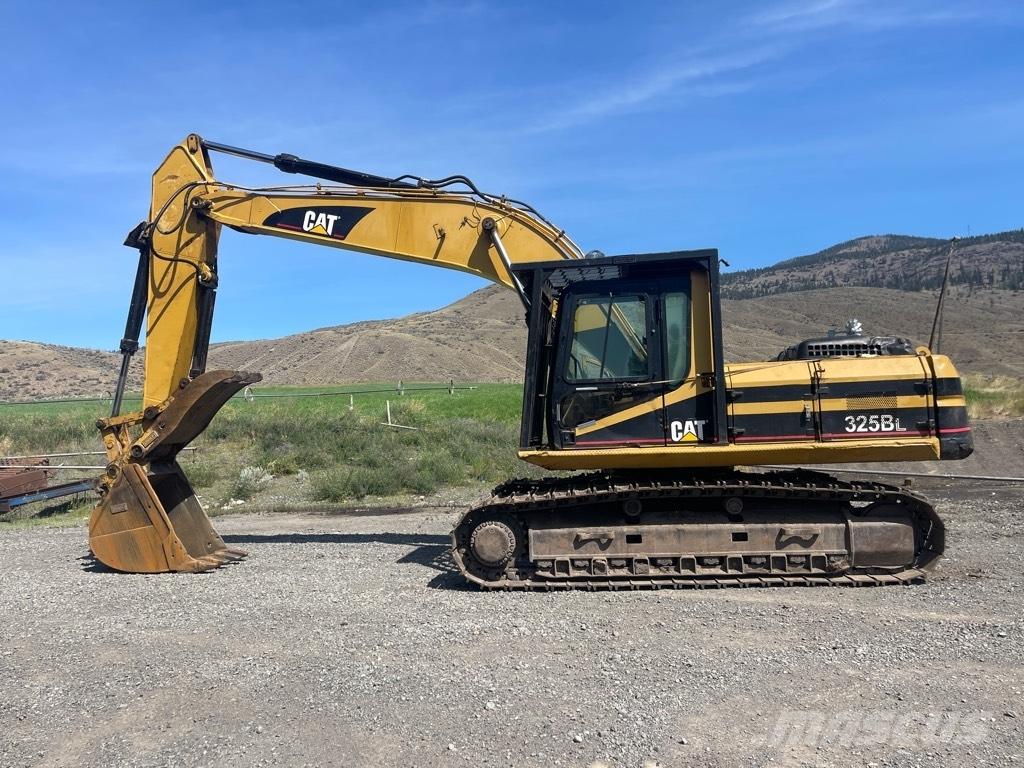 CAT 325 B L Bandgrävare