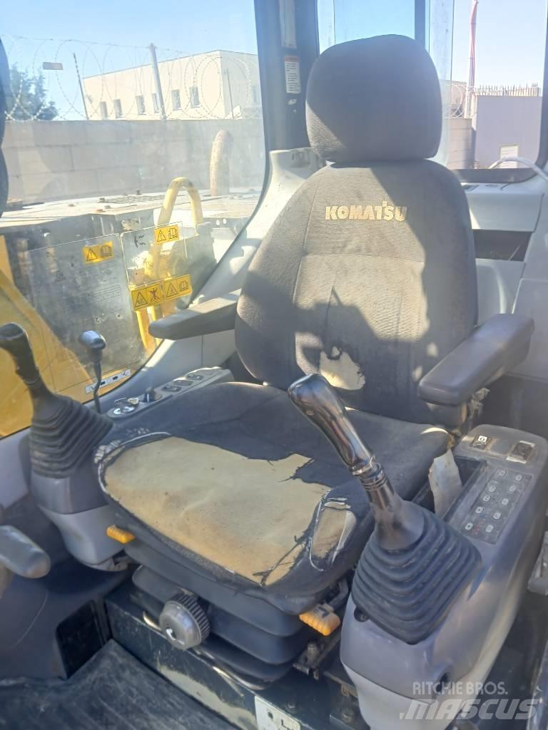 Komatsu PC 128 US Bandgrävare