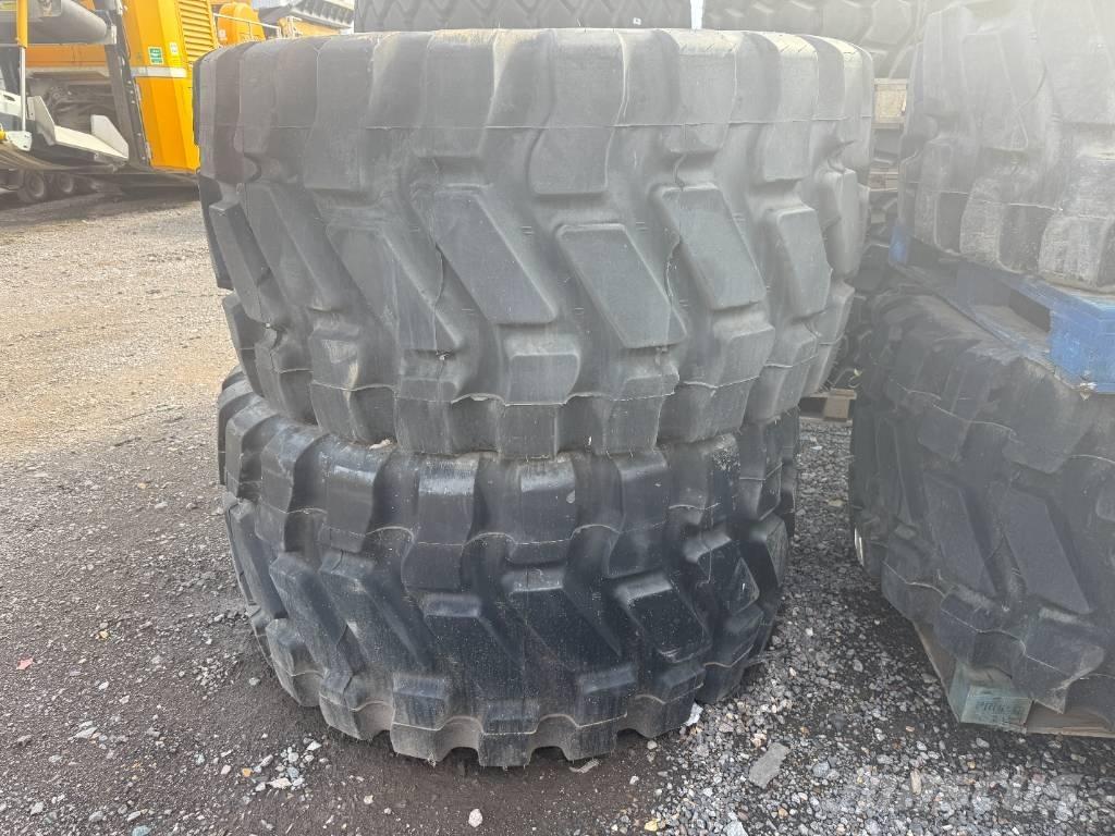 Goodyear 750/65R25 Däck, hjul och fälgar